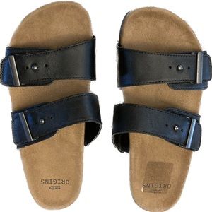 NWOT Women’s adjustable sandals.